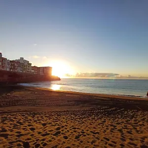 https://la-marea-azul.in-canary-islands.com
